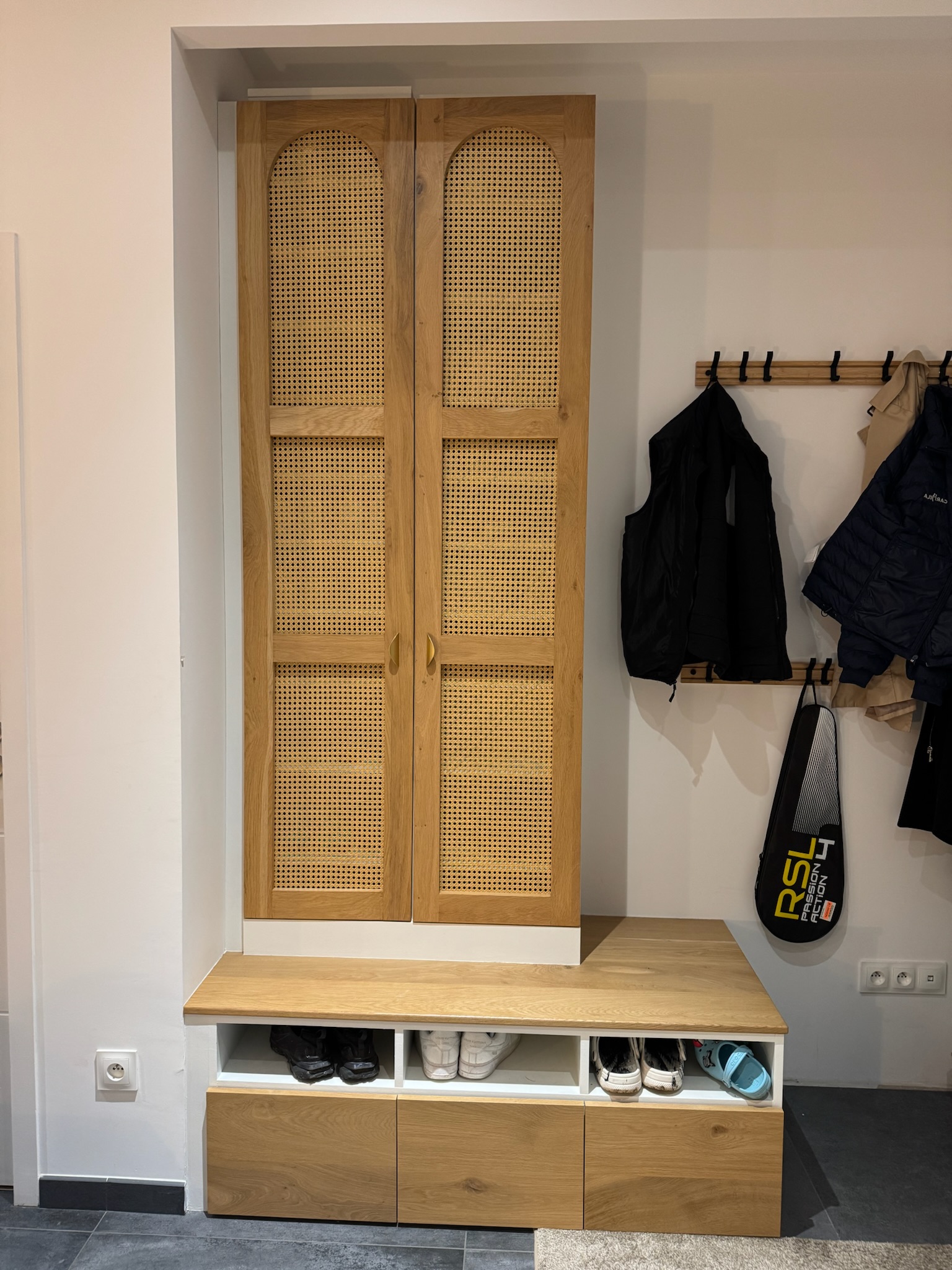 Cloison et agencement